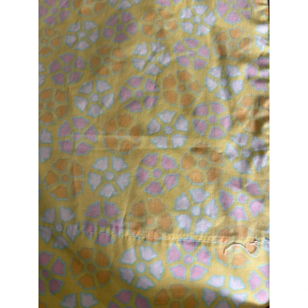 JP Stevens 42x 36‎ X2 Flower Power Standard Pillow Case Yellow Groovy 70s